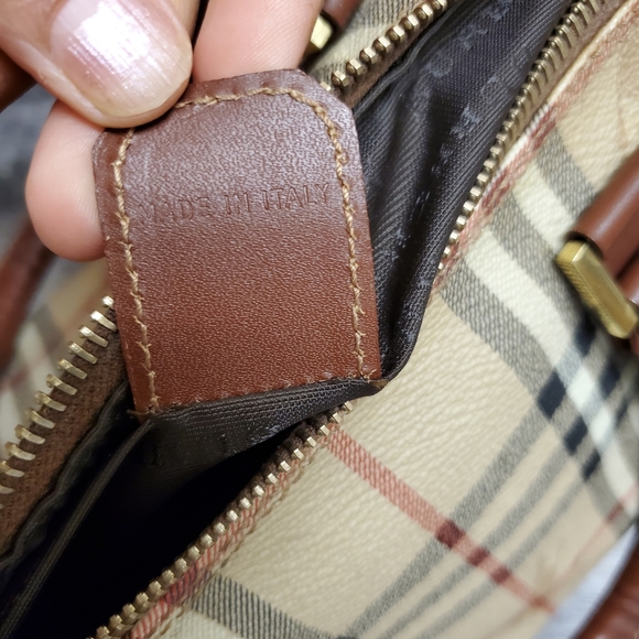 Burberry bag - Picture 6 of 9